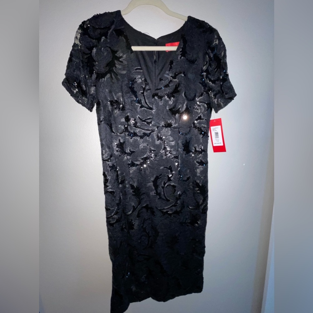 Carmen Marc Valvo Infusion Black Sequin knee length dress